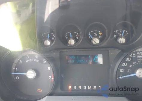 2015 Ford F-250 Xl z USA, uszkodzony, nr VIN 1FDBF2B63FED21591